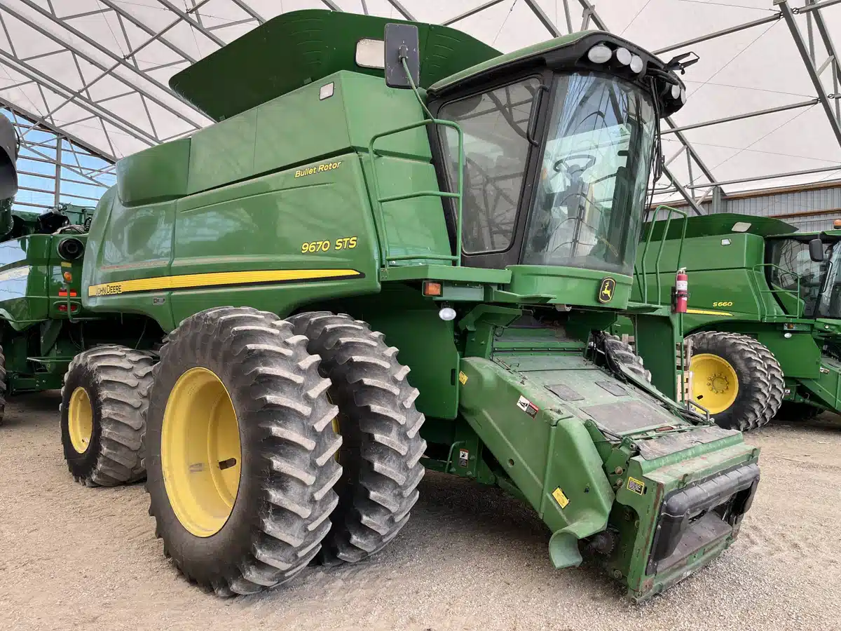 Used 2009 John Deere 9670 STS Combine
