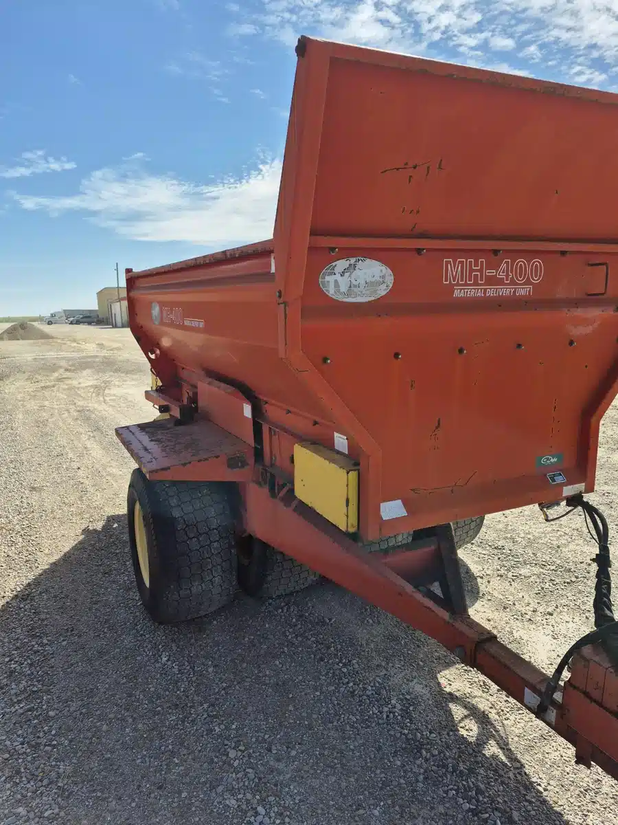 Gallery image 2 for Used Ty-Crop MH400 Aerator