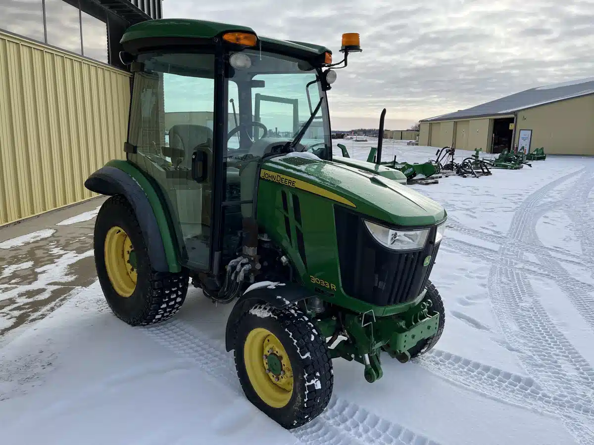 Used 2016 John Deere 3033R Tractor