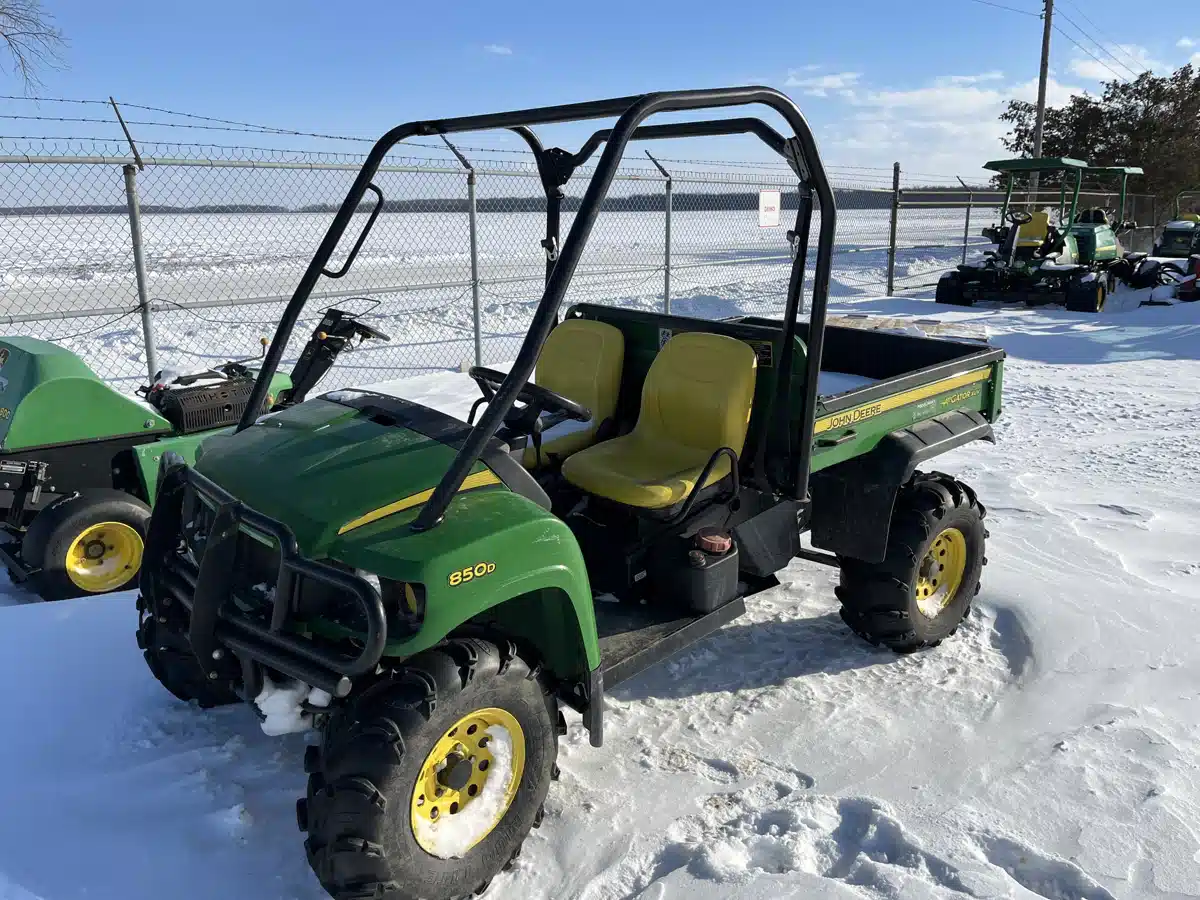 2009 John Deere XUV 850D GREEN ATV