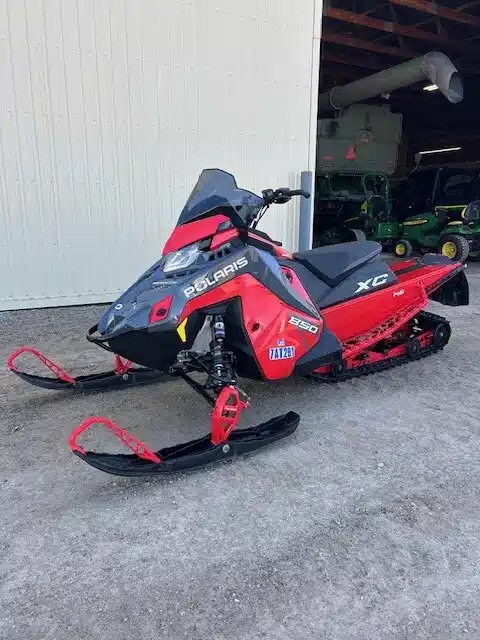Gallery image 1 for 2024 Polaris 850 SWITCHBACK XC Snowmobile