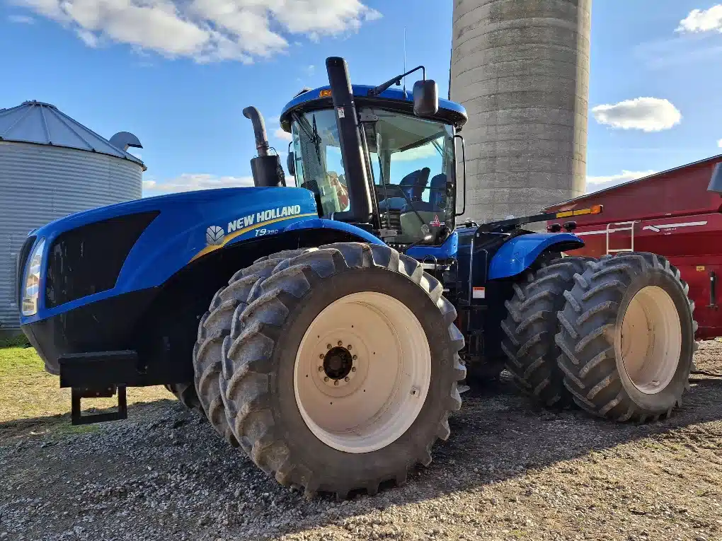 Gallery image 1 for 2012 New Holland T9.390 Tractor