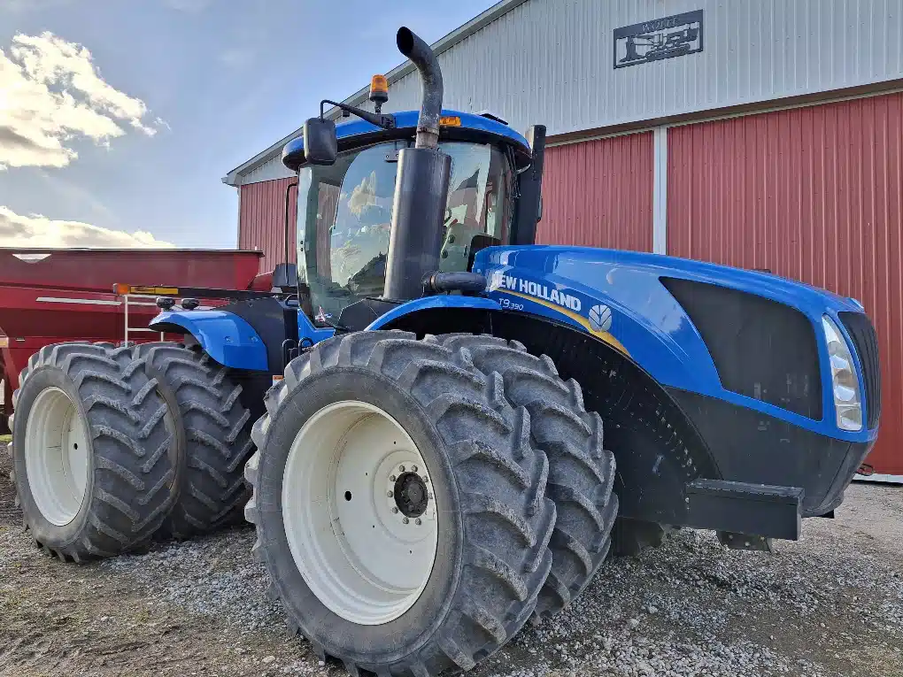 Gallery image 2 for 2012 New Holland T9.390 Tractor