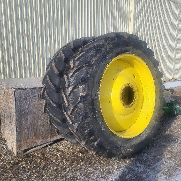 Gallery image 1 for 2015 Michelin 480/80/R46 Tires