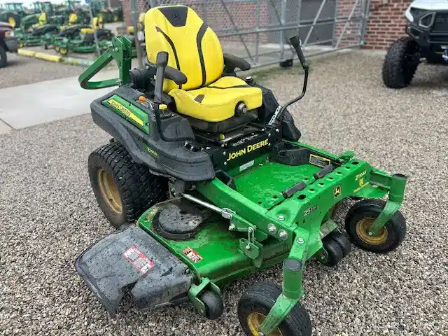 Gallery image 1 for 2022 John Deere Z930R Mower - Zero Turn
