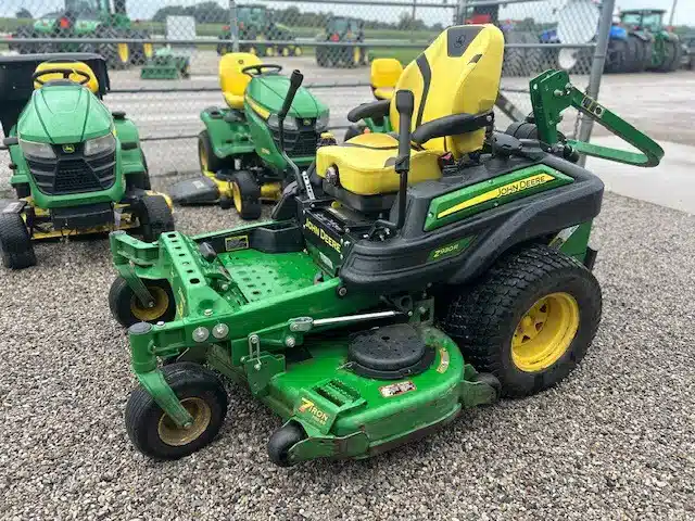 Gallery image 2 for 2022 John Deere Z930R Mower - Zero Turn