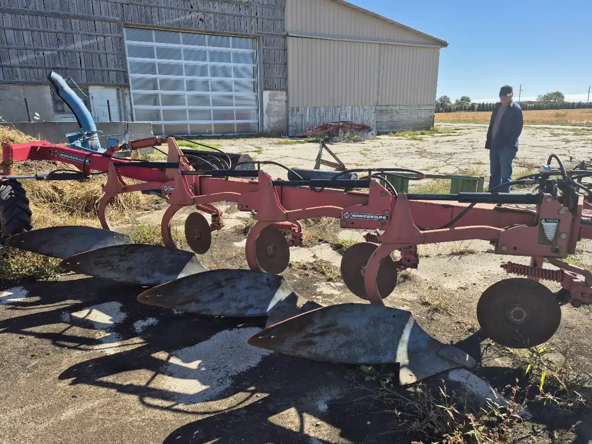 Gallery image 2 for Kongskilde 5010 Plow