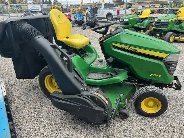 Gallery image 1 for 2023 John Deere X584 Lawn Tractor
