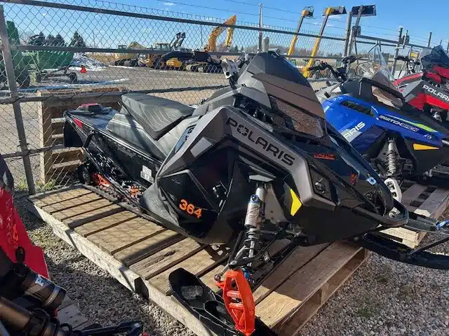 Gallery image 2 for 2022 Polaris Indy VR1 850 Snowmobile