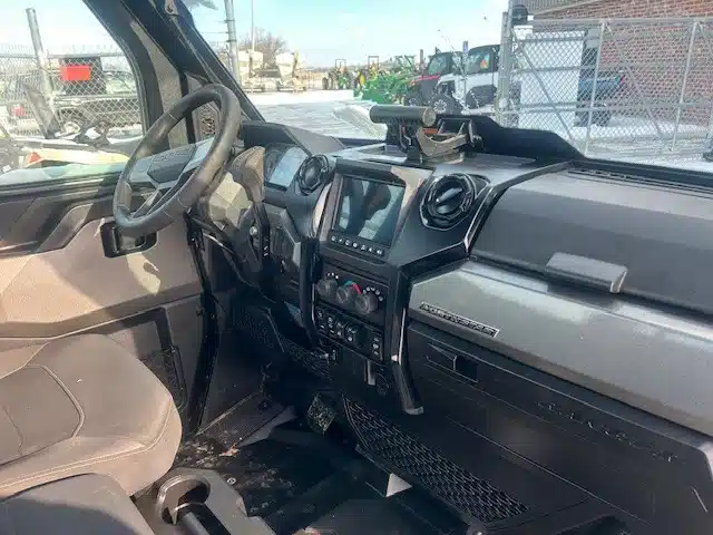 Gallery image 2 for 2024 Polaris RANGER 1500 ULTIMATE ATV