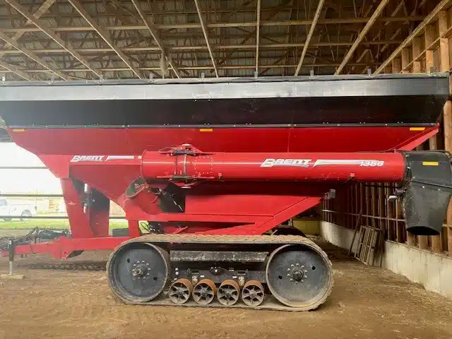 2015 Brent 1386 Grain Cart