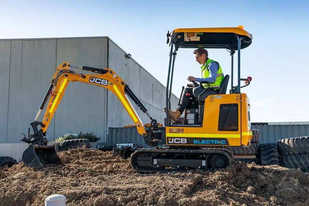 Gallery image 2 for 2026 JCB 19C-1E Excavator