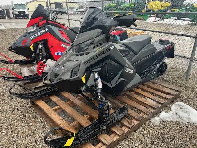 Photo de la Galerie 2 pour 2025 Polaris PATRIOT BOOST VR1 137 Motoneige