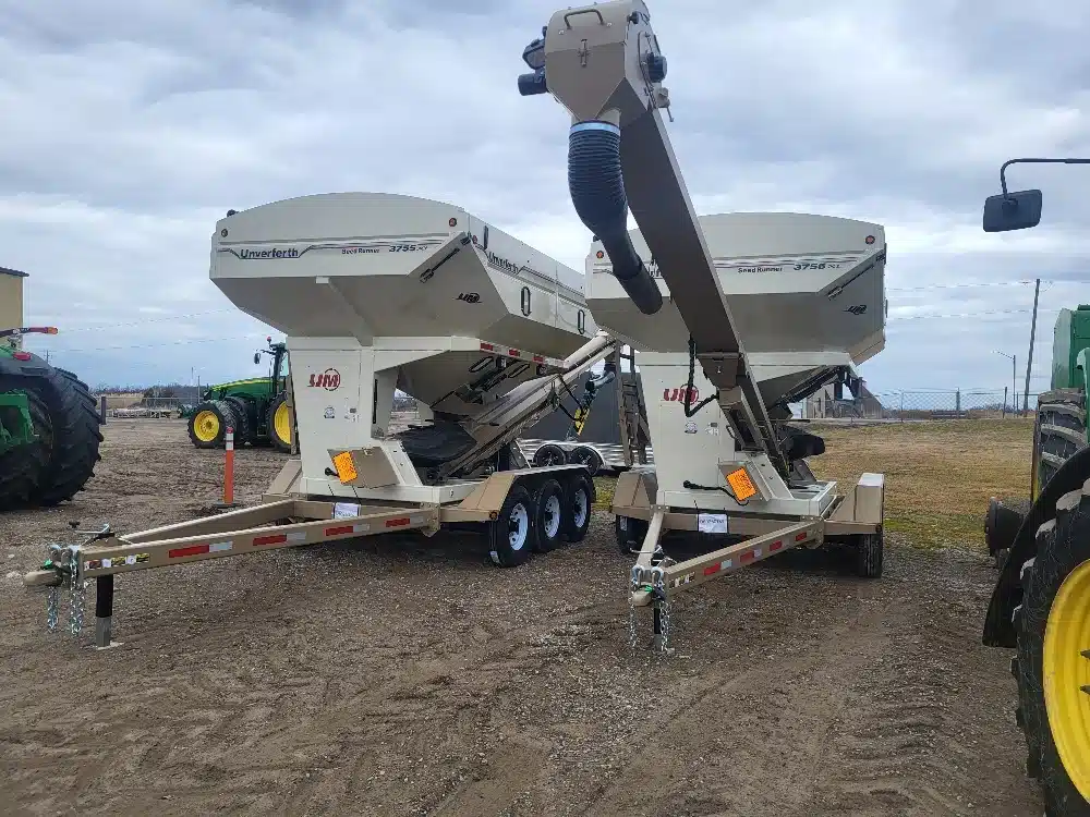 Photo de la Galerie 2 pour 2023 Unverferth 3755XL semences Tender