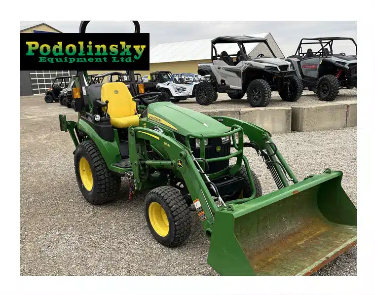 Gallery image 1 for 2021 John Deere 2025R Tractor
