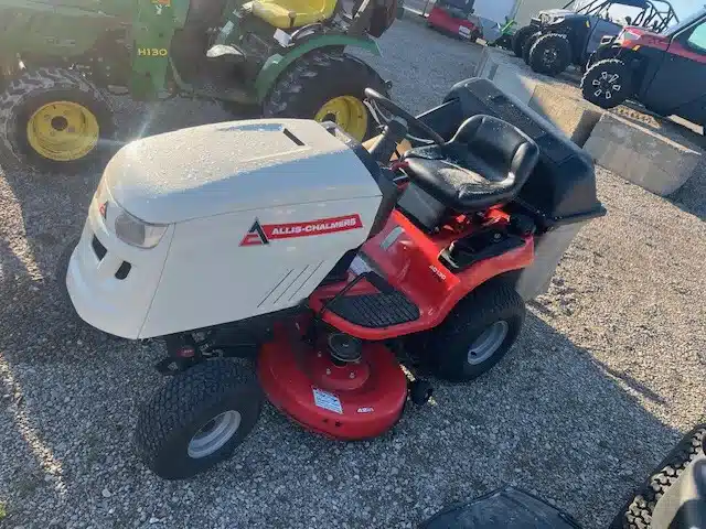 Gallery image 2 for 2015 Allis Chalmers AC130 Lawn Tractor