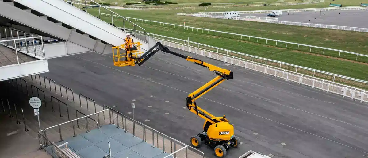 Gallery image 2 for 2026 JCB A45EH Access Platform Crane