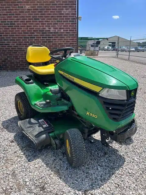 Gallery image 2 for 2023 John Deere X330 42 Lawn Tractor