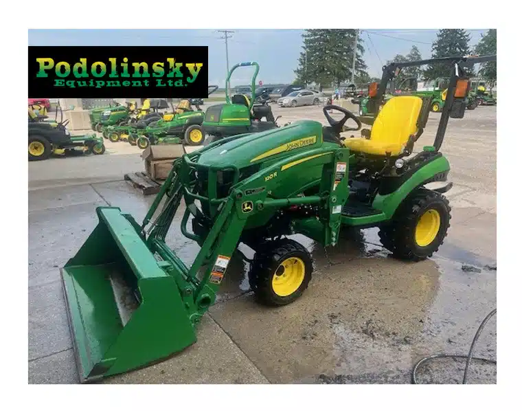 Photo de la Galerie 1 pour 2018 John Deere 1025R Tracteur