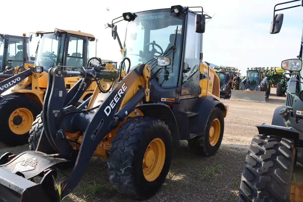 Photo de la Galerie 2 pour 2021 John Deere 324L Chargeur sur roues
