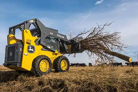 Gallery image 1 for 2026 John Deere 318P Skid Steer