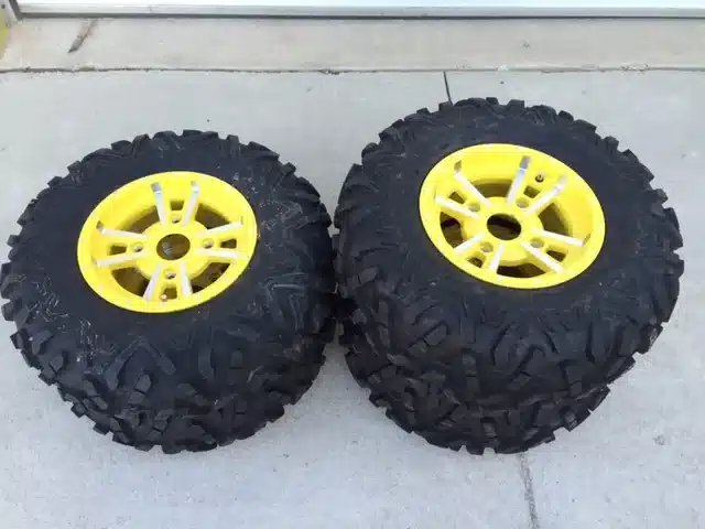 Gallery image 2 for Used 2016 John Deere MAXXIS BIGHORN 26x8.00R12 ATV