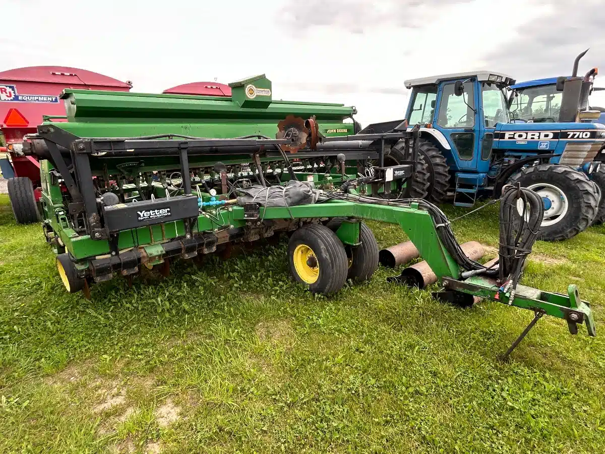 Gallery image 1 for Used John Deere 750 Drill