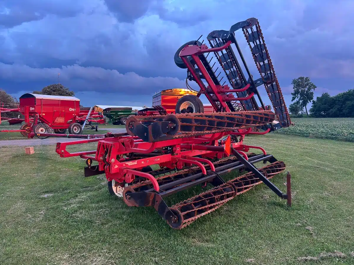 Gallery image 2 for Used Unverferth 225 Rotary Harrow