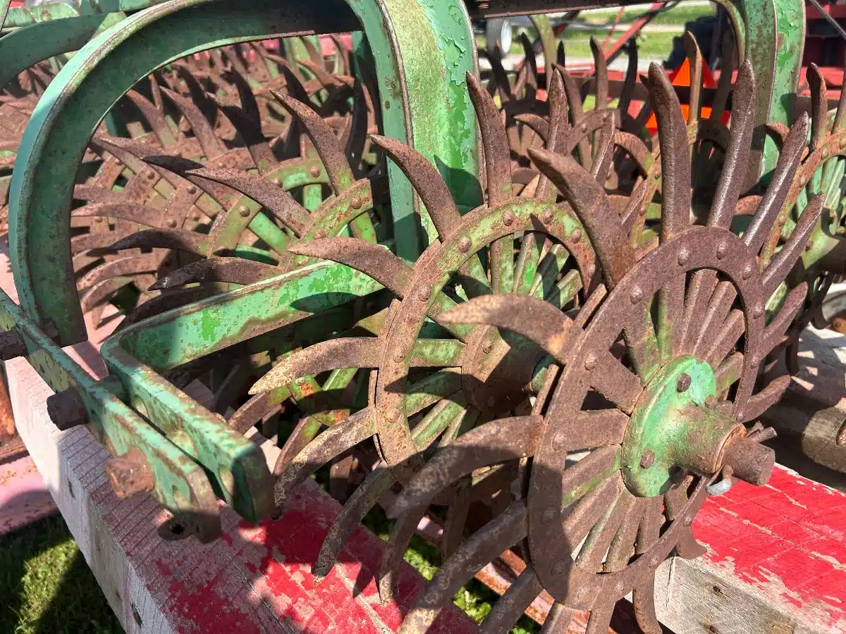 Gallery image 2 for Used John Deere 15' Rotary Hoe
