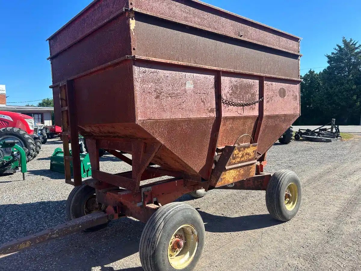 Gallery image 2 for Used J&M 250BU Gravity Box
