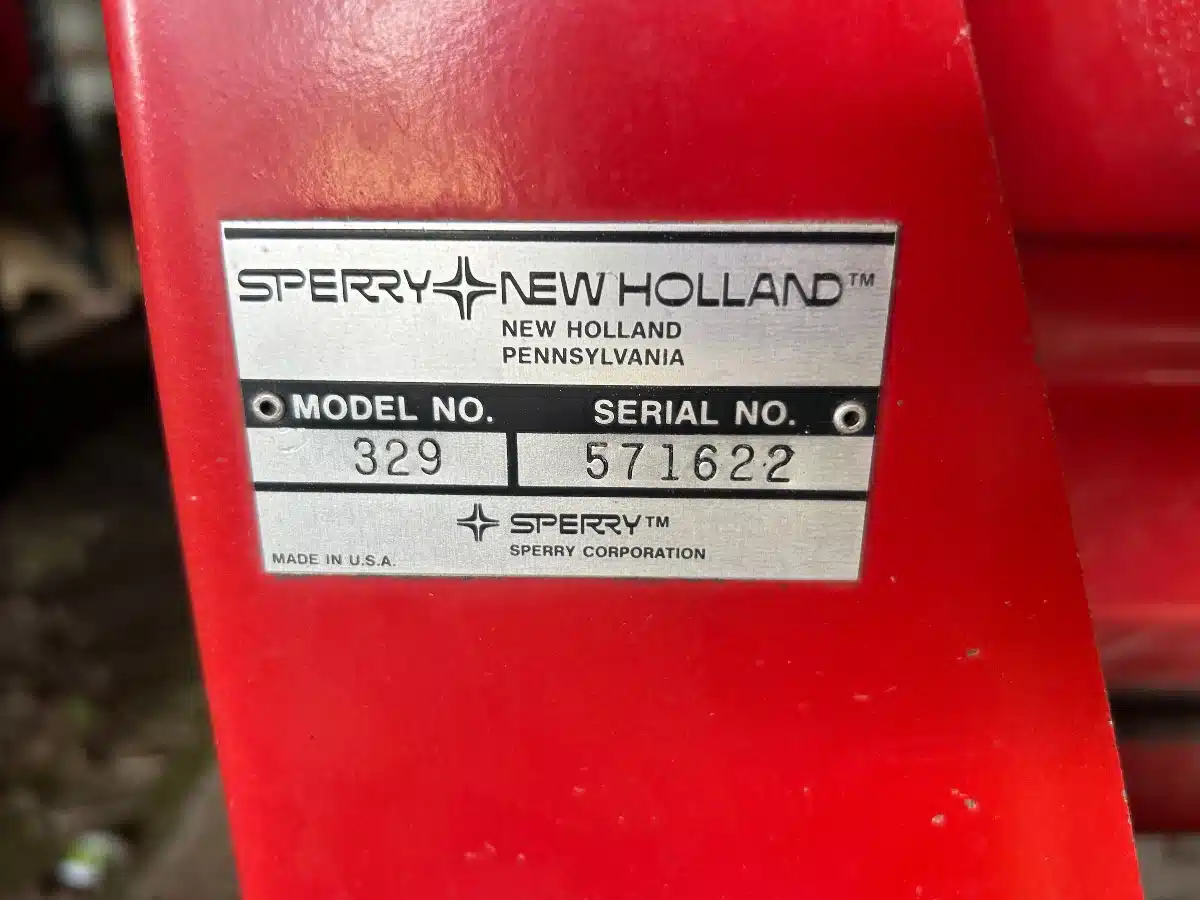 Gallery image 2 for Used New Holland 329 Manure Spreader