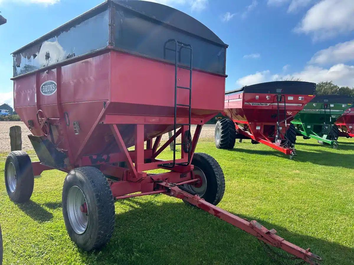 Used Bruns Manufacturing 400 Gravity Box