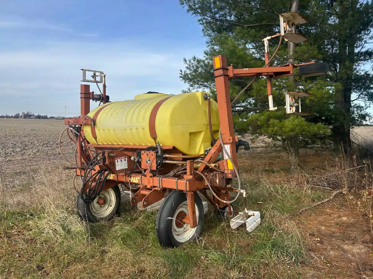 Gallery image 2 for H&S SR-30VF Band Sprayer - 3PT/Mounted