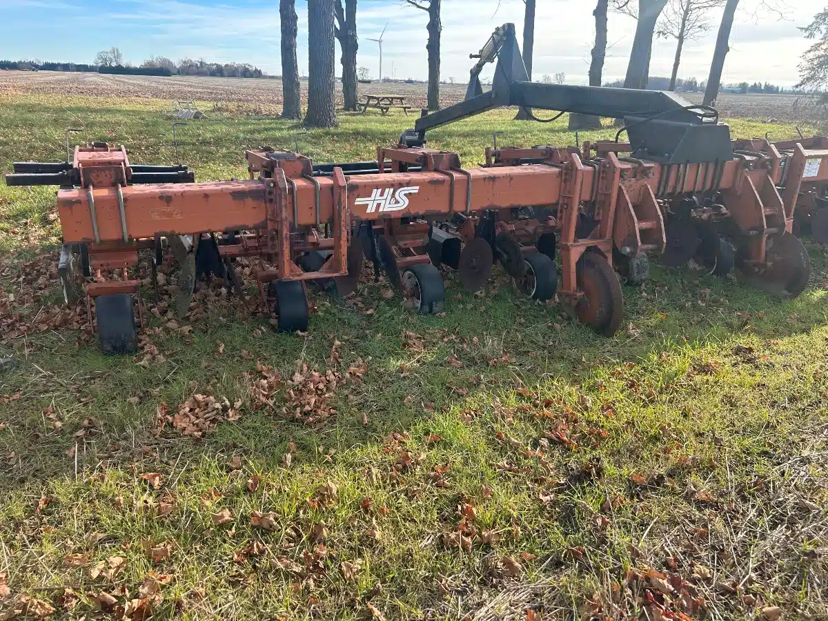 Used 1998 H&S 8R - 30SB Cultivator