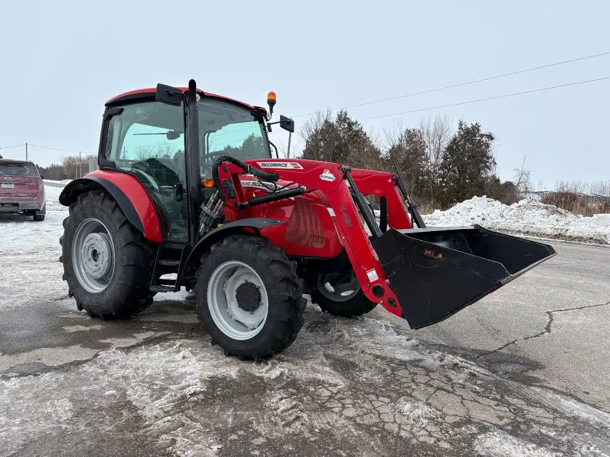 McCormick X4.40 Tractor