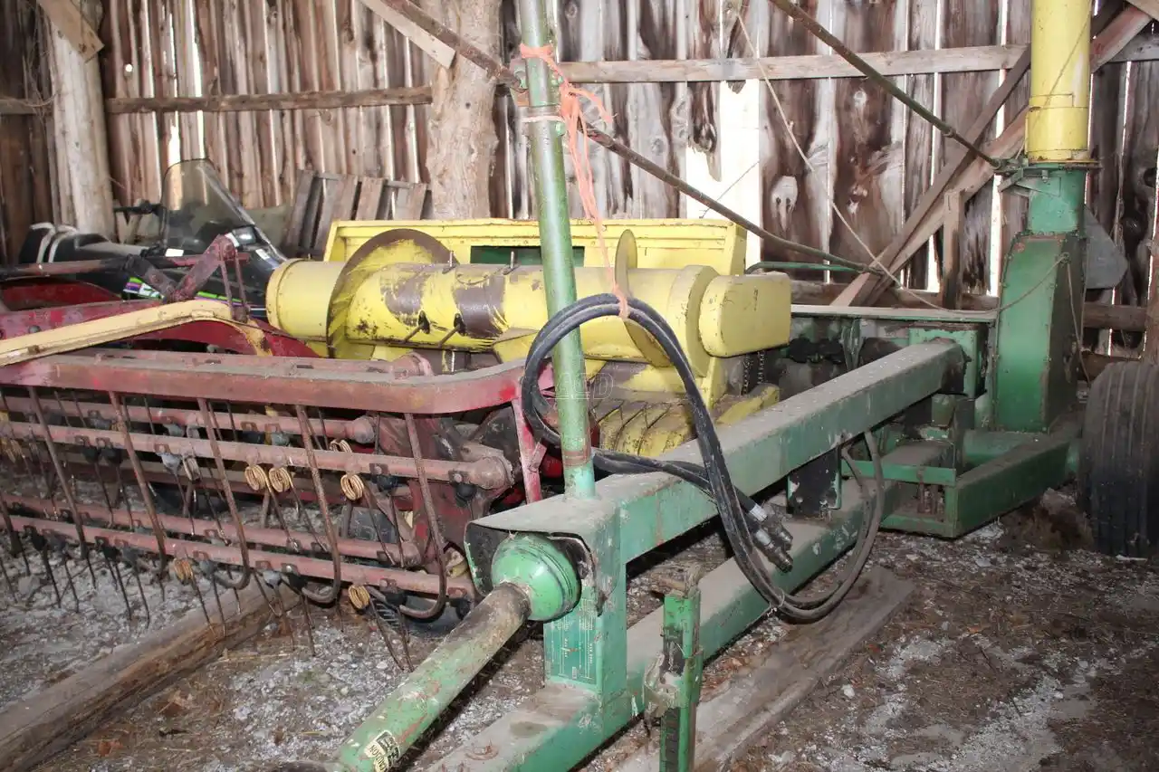 Gallery image 2 for Used John Deere 35 Forage Harvester