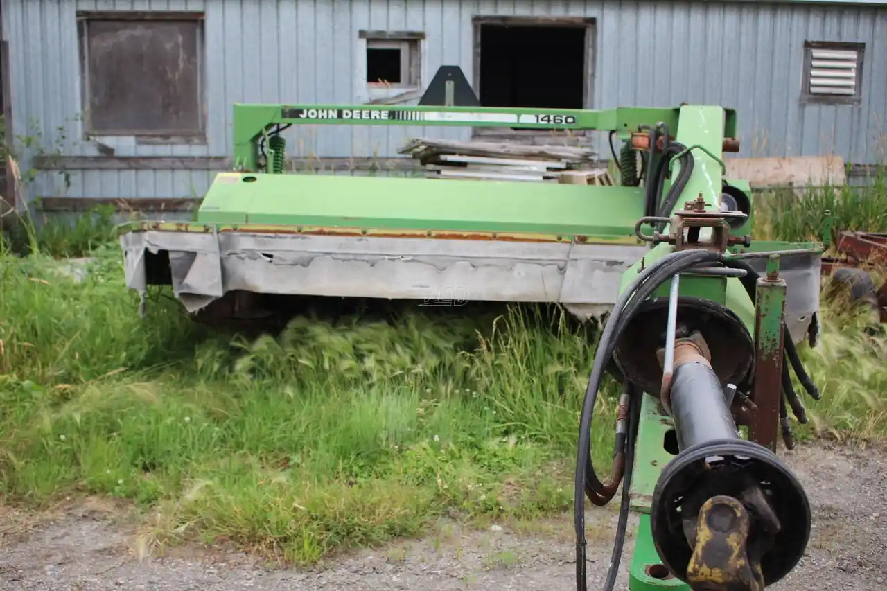 Gallery image 1 for Used John Deere 1460 Disc Mower Conditioner