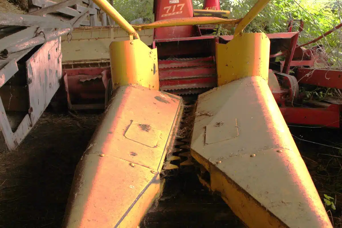 Gallery image 2 for Used New Holland 722 Header - Row Crop
