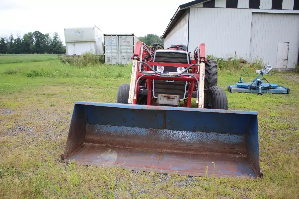 Gallery image 2 for Used 1985 Massey Ferguson 250 Tractor