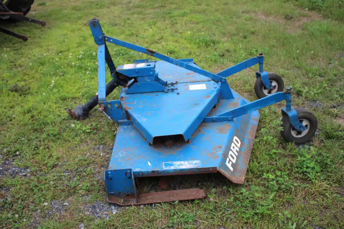 Gallery image 2 for Used Ford 930A Mower - Finishing