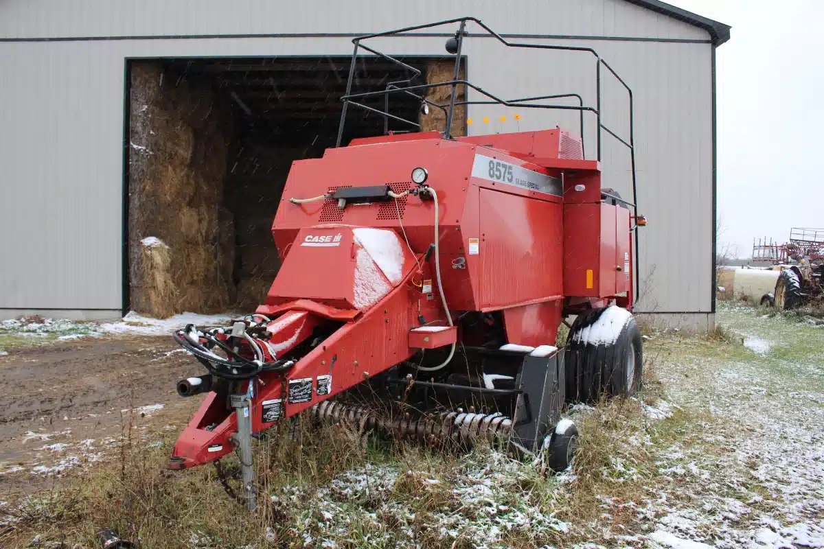 Gallery image 2 for Used 1999 Case IH 8575 Square Baler - Large
