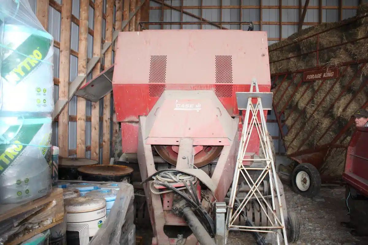 Gallery image 2 for Used 2000 Case IH 8590 Square Baler - Large