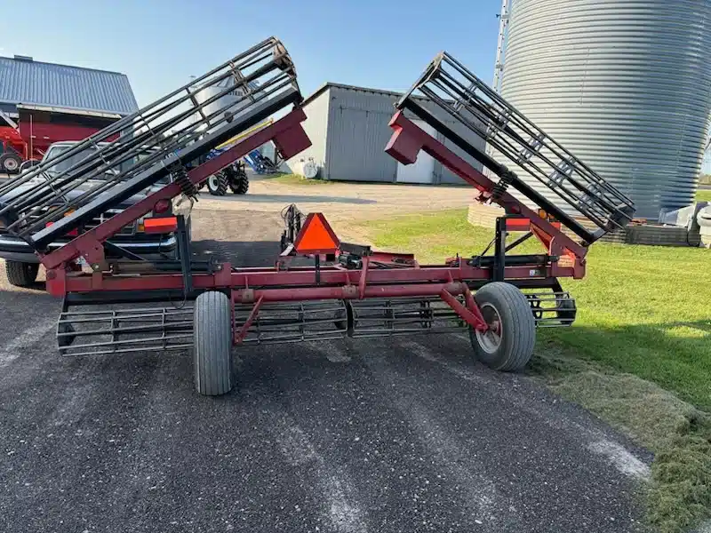 Gallery image 1 for Used Case IH CRUMBLER Rotary Harrow