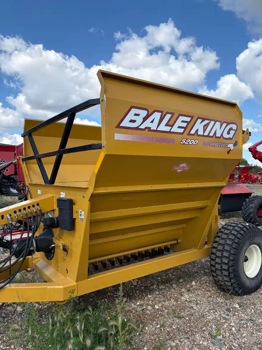 Gallery image 2 for Used Bale King 5200 Bale Processor