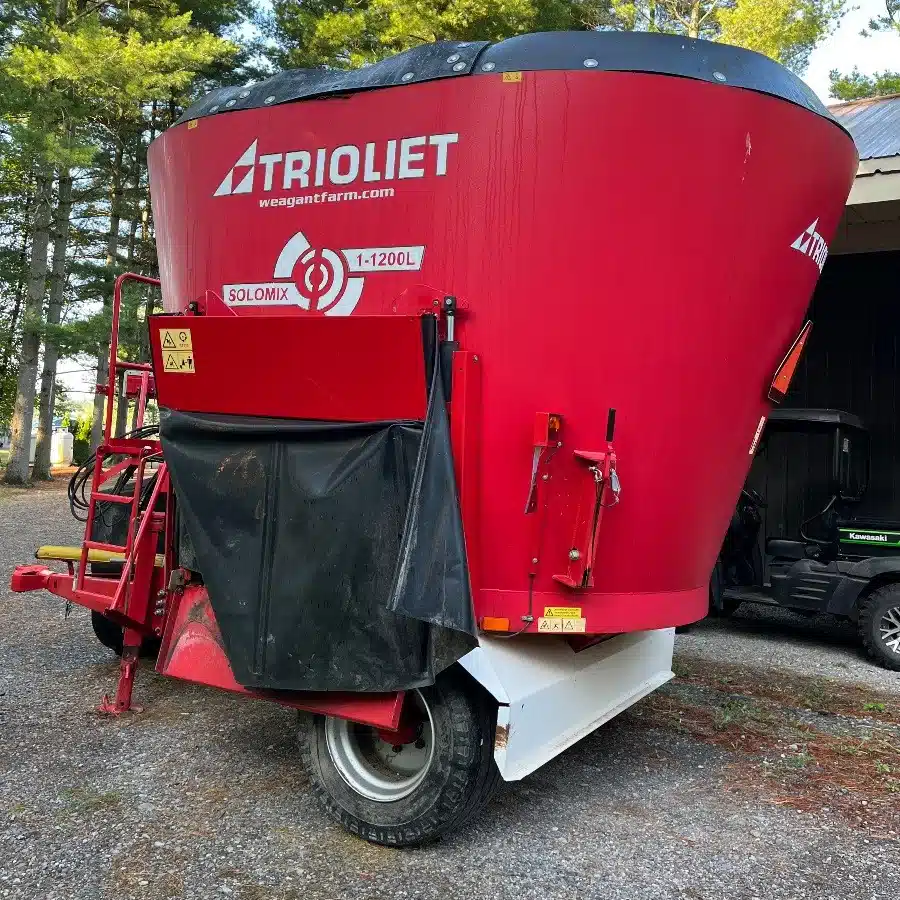 Gallery image 2 for Trioliet Solomix 1-1200L VLH-K TMR Mixer