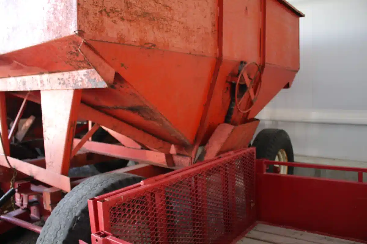 Gallery image 2 for Used Bruns Manufacturing 250 Gravity Box