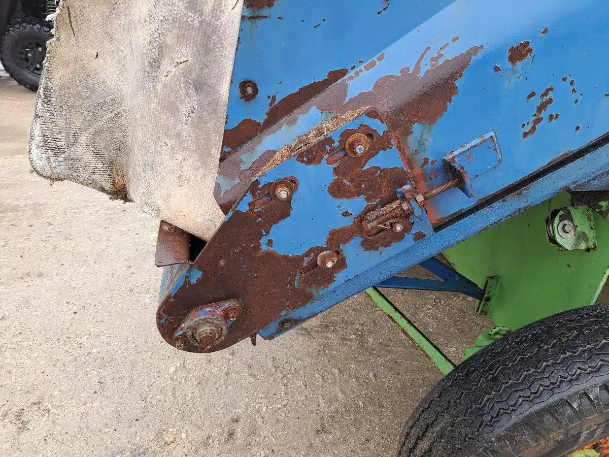 Gallery image 2 for Ag-Bag G6009 Silage Bagger