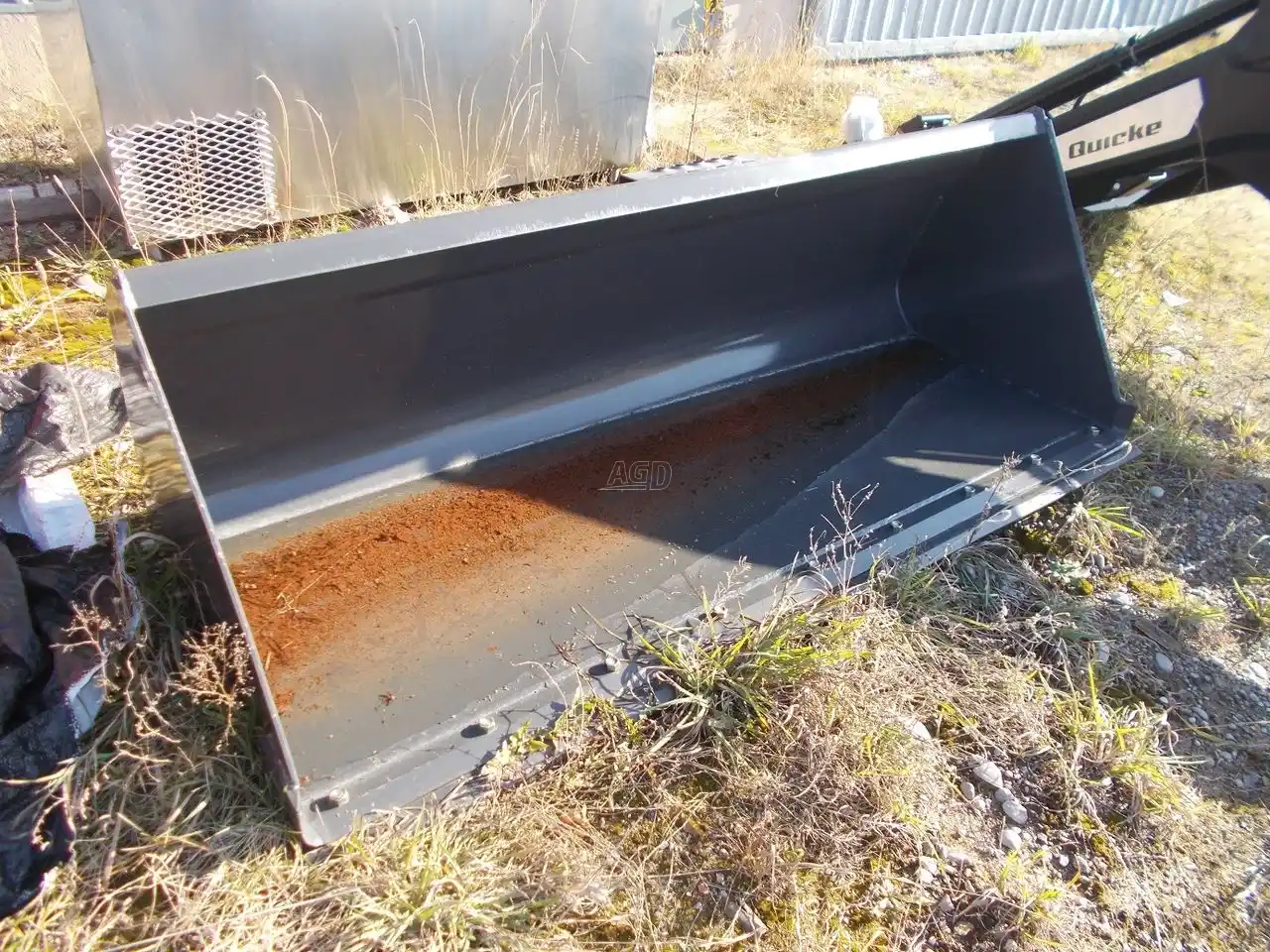 Gallery image 1 for New Holland 84 INCH Bucket