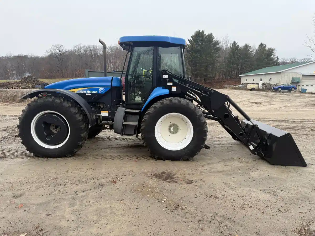 2009 New Holland TV6070 Tractor
