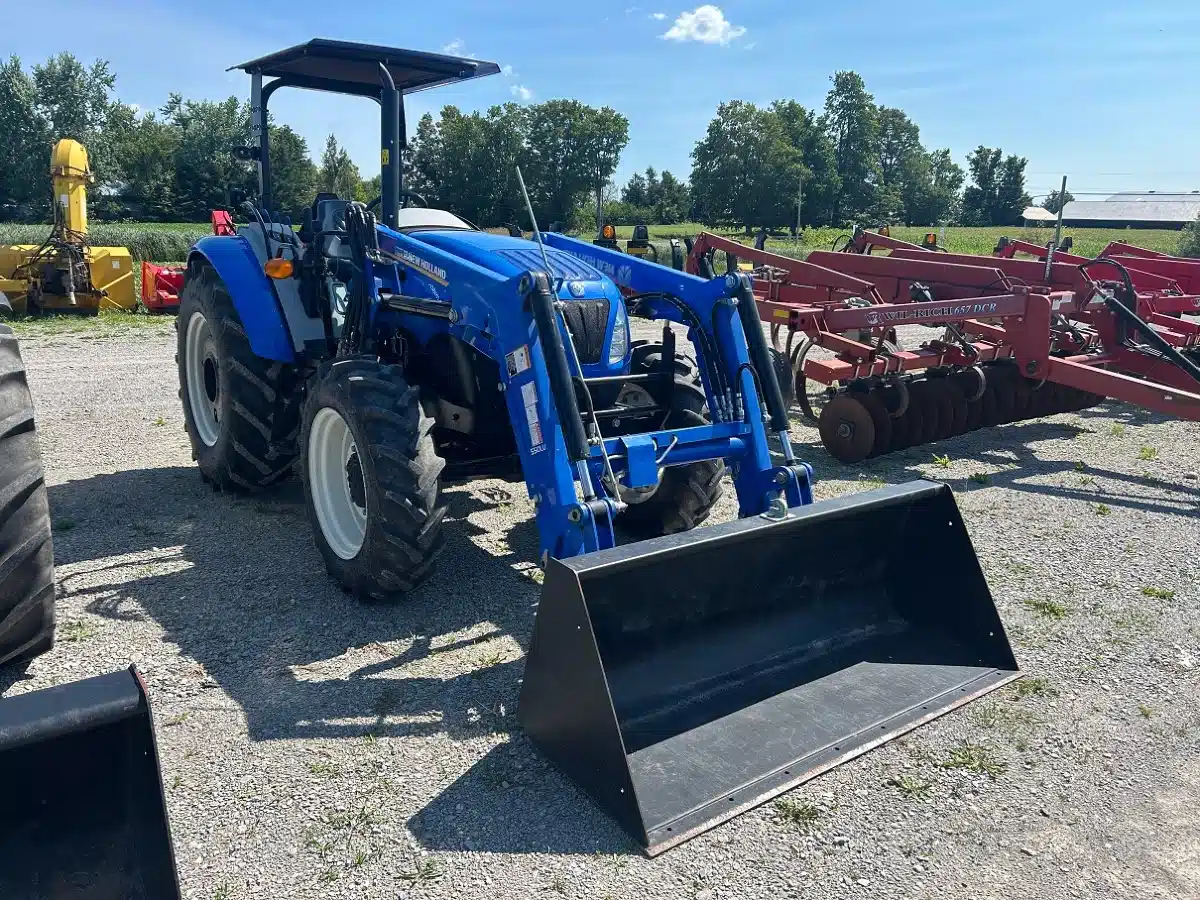 Gallery image 2 for 2023 New Holland WORKMASTER 75 Tractor